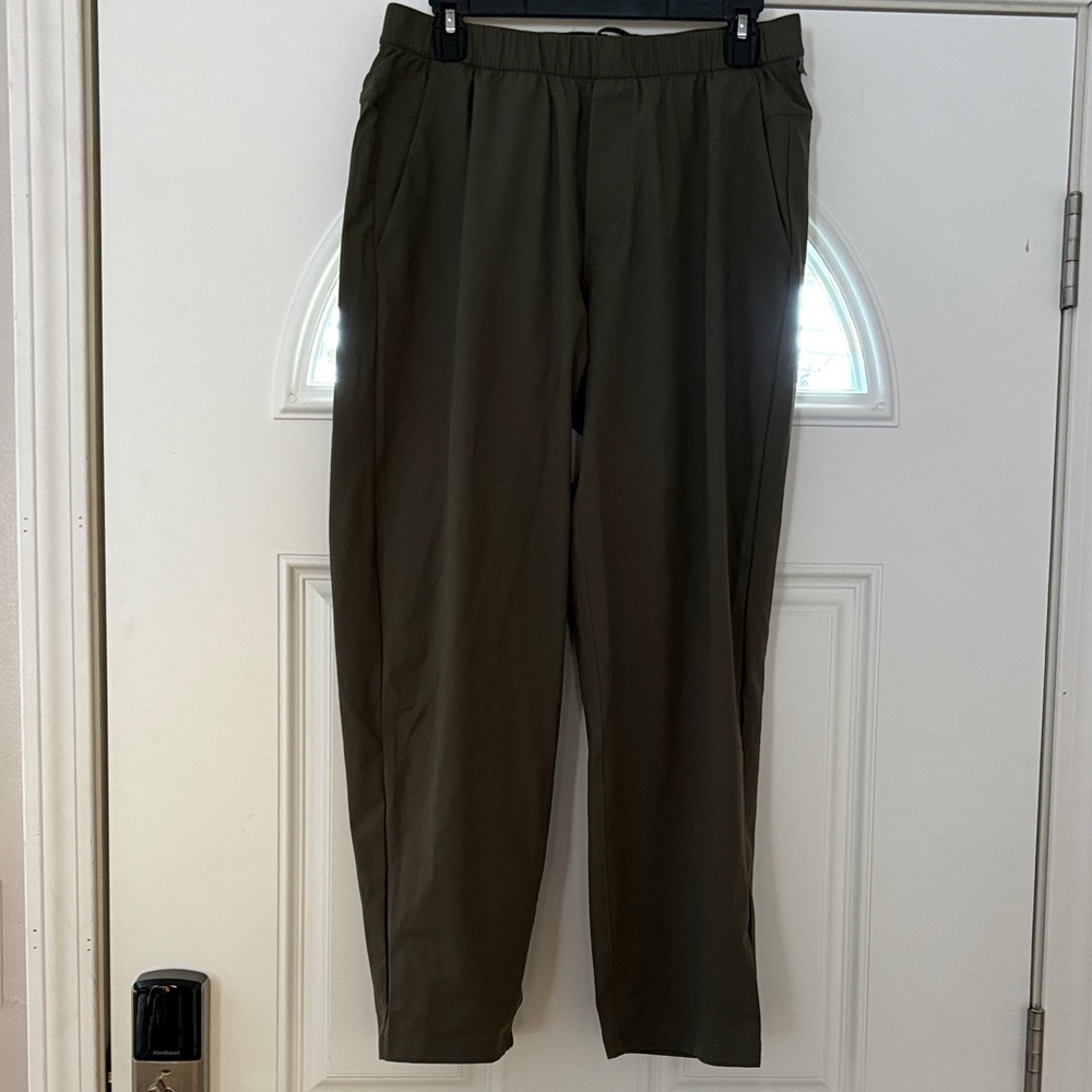lululemon athletica Men's Khaki Chinos